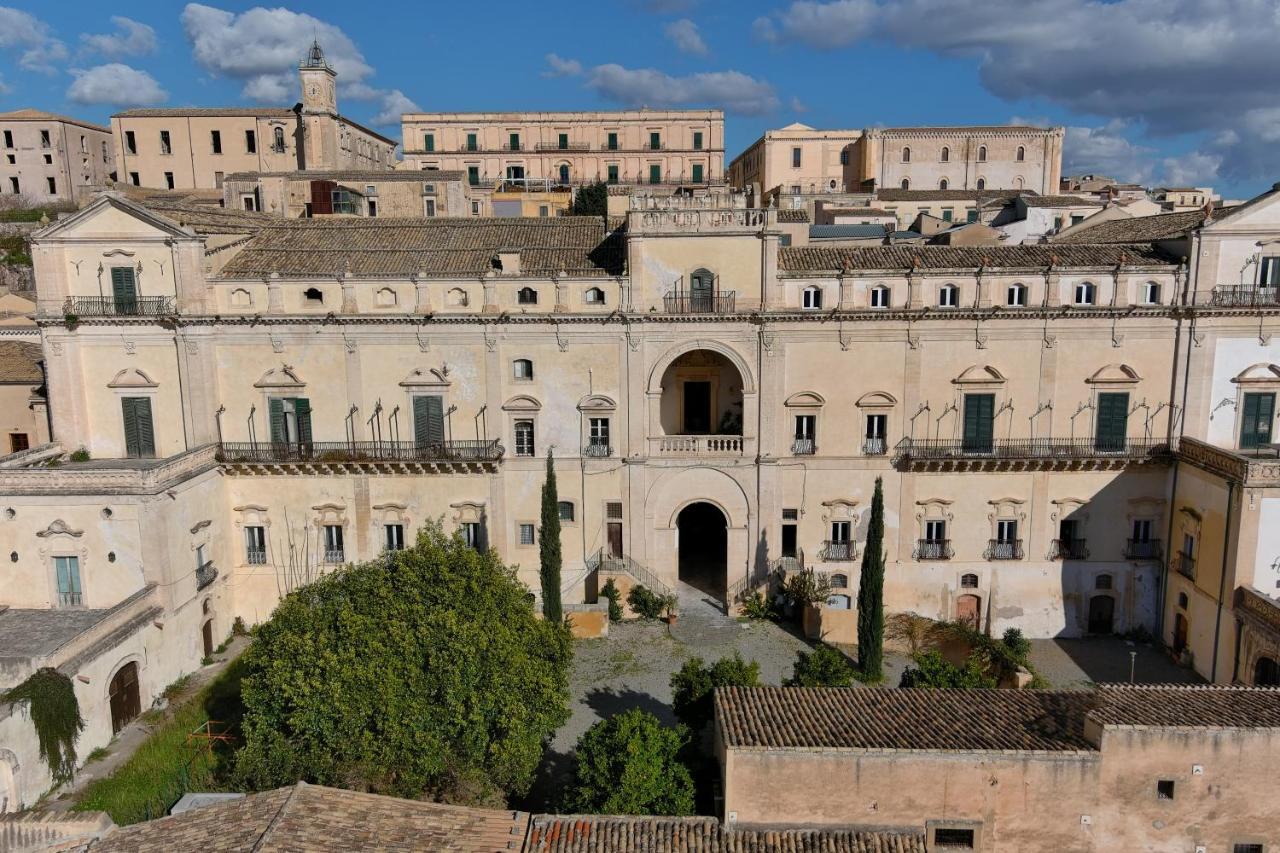Hotel Palazzo Trigona Dependance Noto Exterior foto